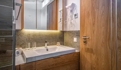 H55 Balatonlelle Apartmanh�zak Balatonlelle