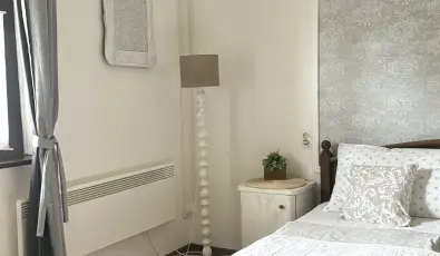 Halh�za Vend�gh�z Sirok