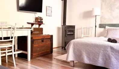 Halh�za Vend�gh�z Sirok