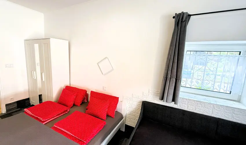 Harmony Vend�gh�z Egerszal�k - M�rcius 15. (min. 2 �j)