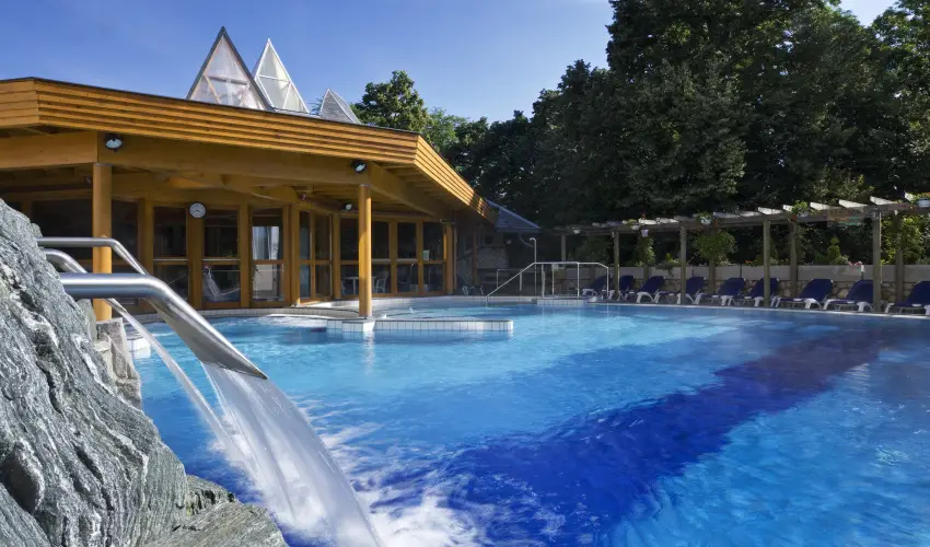Ensana Thermal H�v�z H�v�z - M�rcius 15. 