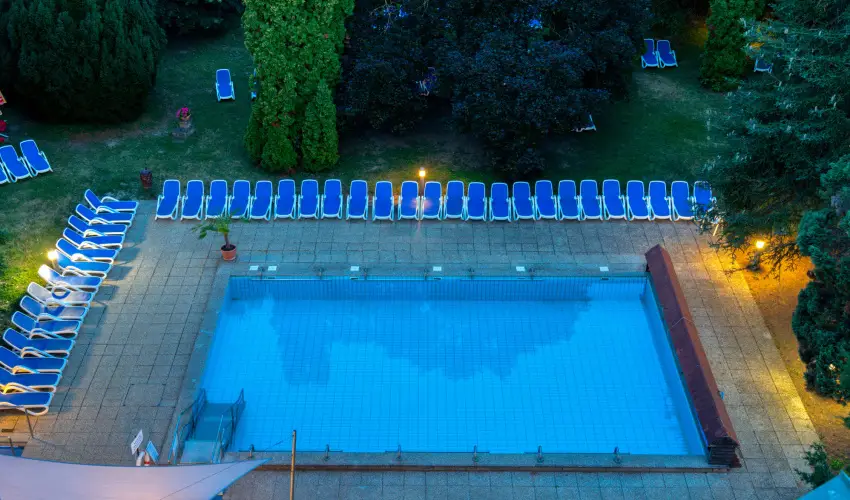 Ensana Thermal S�rv�r S�rv�r - M�rcius 15.