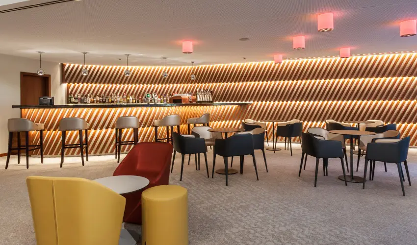 Ensana Thermal Aqua H�v�z - M�rcius 15. 