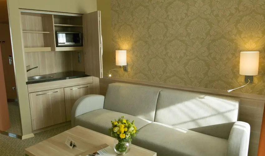 Ensana Thermal Aqua H�v�z - M�rcius 15. 