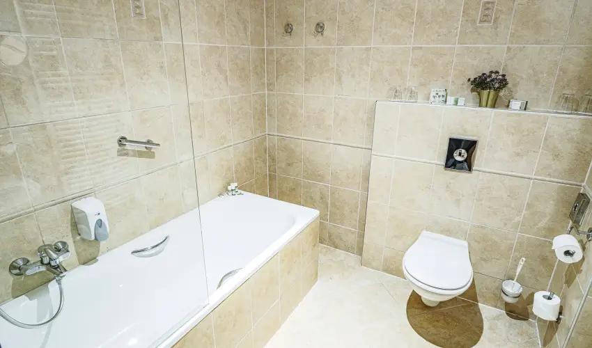 Holiday Beach Budapest Wellness Hotel with Sauna Park Budapest - M�rcius 15.