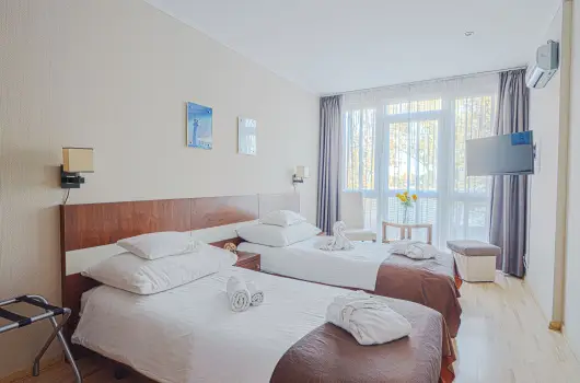 Holiday Beach Budapest Wellness Hotel with Sauna Park - M�rcius 15.