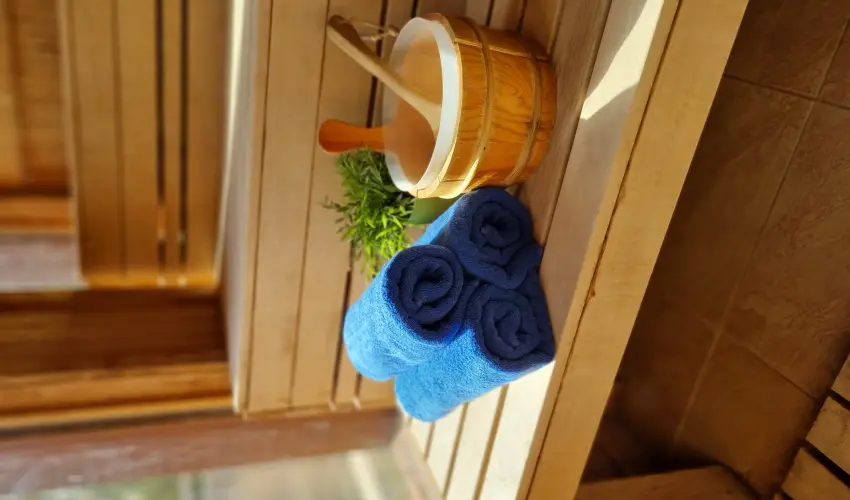 Holiday Beach Budapest Wellness Hotel with Sauna Park Budapest - M�rcius 15.