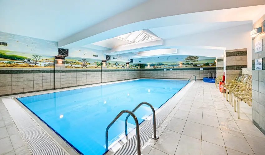 Holiday Club Apartman Hotel H�v�z H�v�z - M�rcius 15. 
