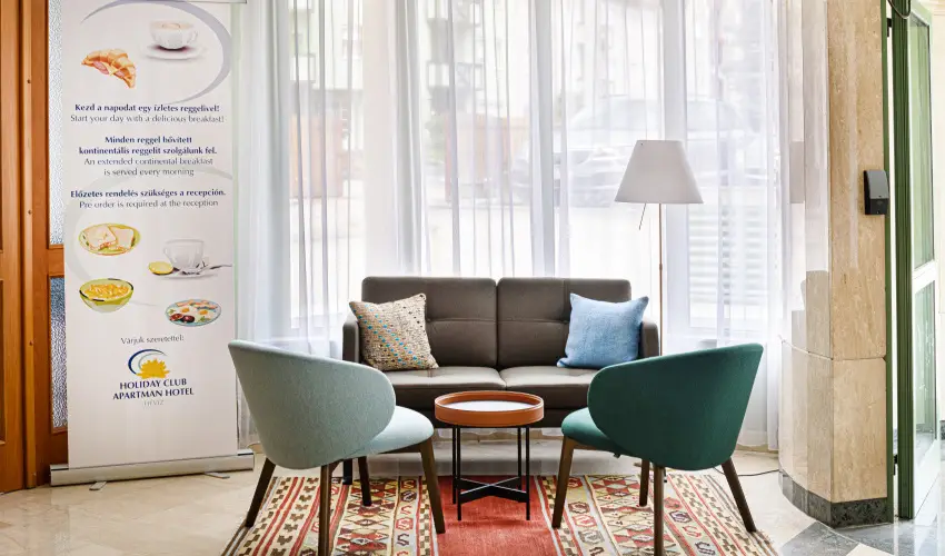 Holiday Club Apartman Hotel H�v�z H�v�z - M�rcius 15. 