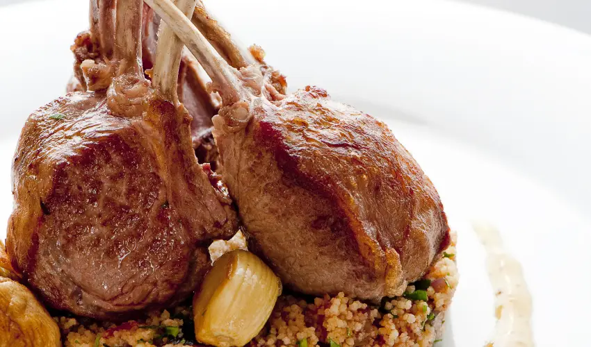 Abacus Business & Wellness Hotel Herceghalom - M�rcius 15. 