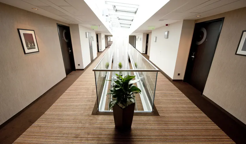 Abacus Business & Wellness Hotel Herceghalom - M�rcius 15. 