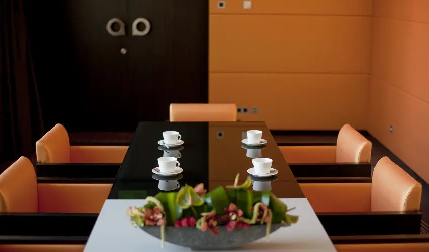 Abacus Business & Wellness Hotel Herceghalom - M�rcius 15. 