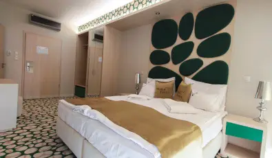 Hotel Aurum Family Hajd�szoboszl�