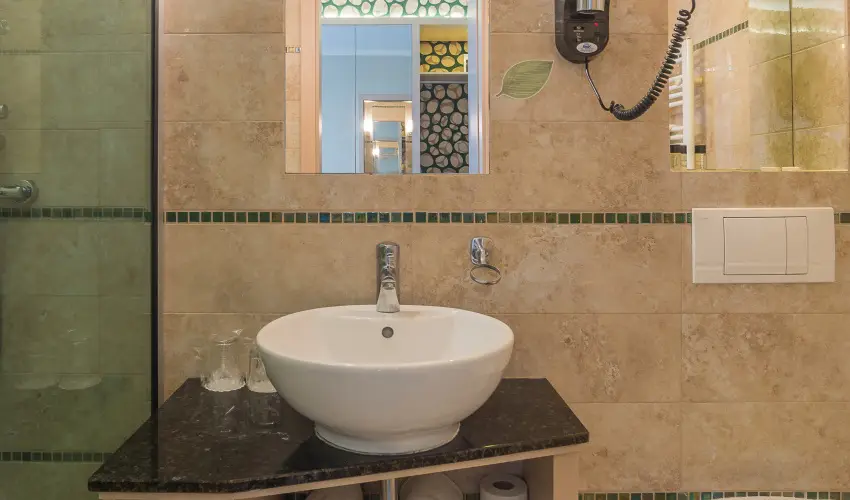 Hotel Aurum Family Hajd�szoboszl� - M�rcius 15. (min. 2 �j)