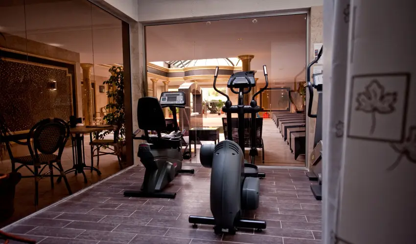 Hotel Aurum Hajd�szoboszl� - M�rcius 15. 