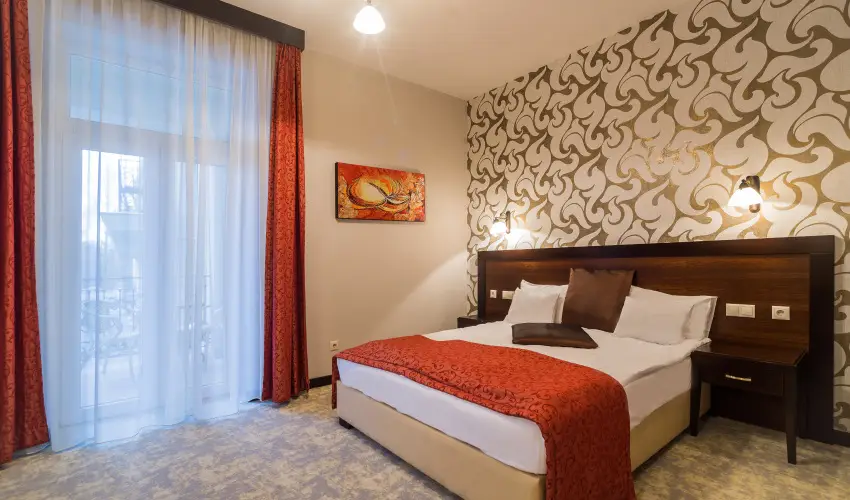 Hotel Aurum Hajd�szoboszl� - M�rcius 15. 