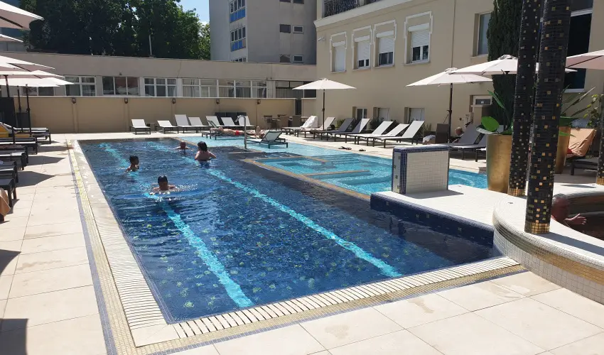 Hotel Aurum Hajd�szoboszl� - M�rcius 15. 