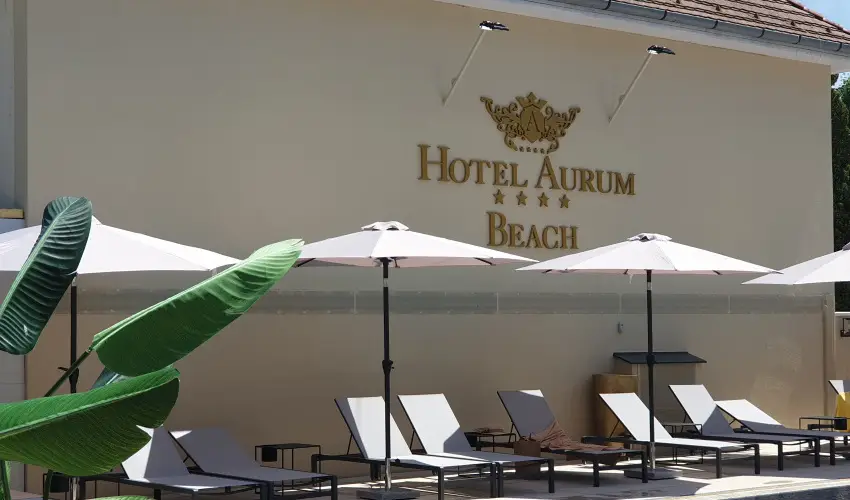Hotel Aurum Hajd�szoboszl� - M�rcius 15. 
