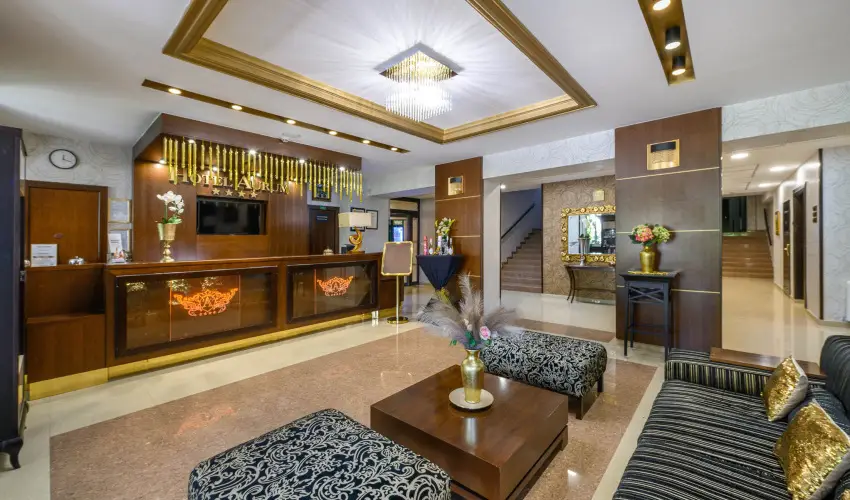 Hotel Aurum Hajd�szoboszl� - M�rcius 15. 