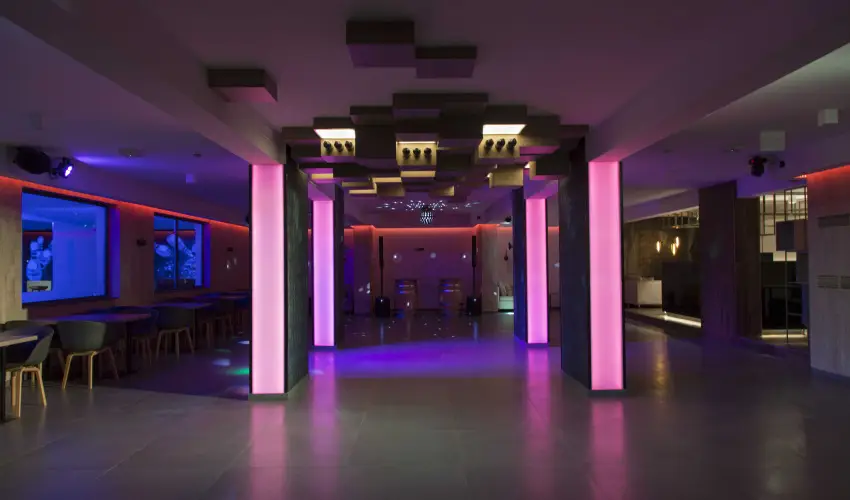 Avar Hotel M�traf�red - M�rcius 15.