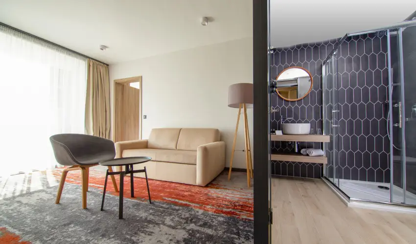 Avar Hotel M�traf�red - M�rcius 15.