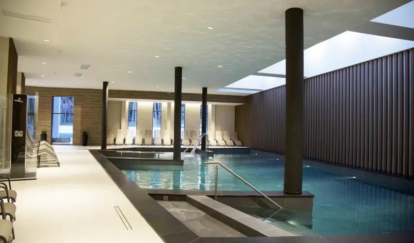 Avar Hotel M�traf�red - M�rcius 15.