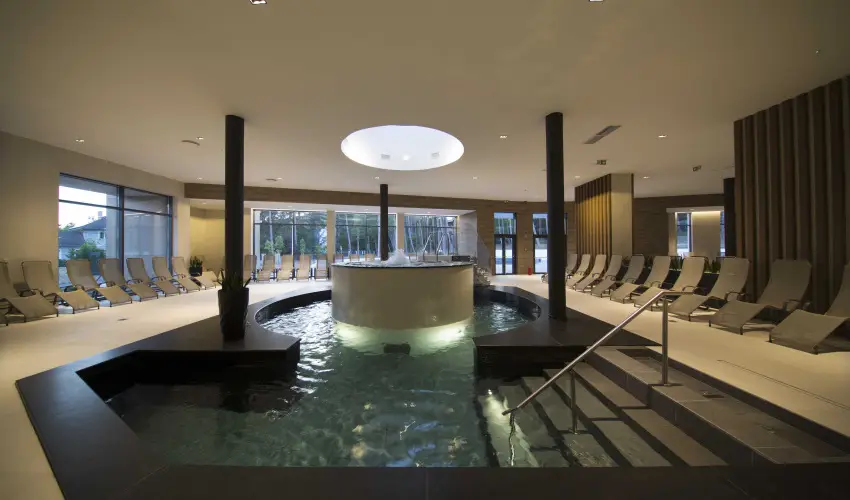Avar Hotel M�traf�red - M�rcius 15.
