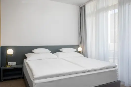 Hunguest Hotel B�ke - M�rcius 15. (min. 2 �j)