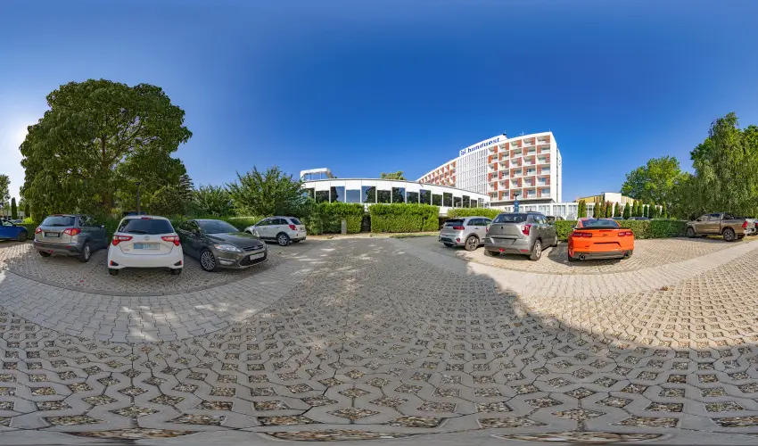 Hunguest Hotel B�ke Hajd�szoboszl� - M�rcius 15. (min. 3 �j)
