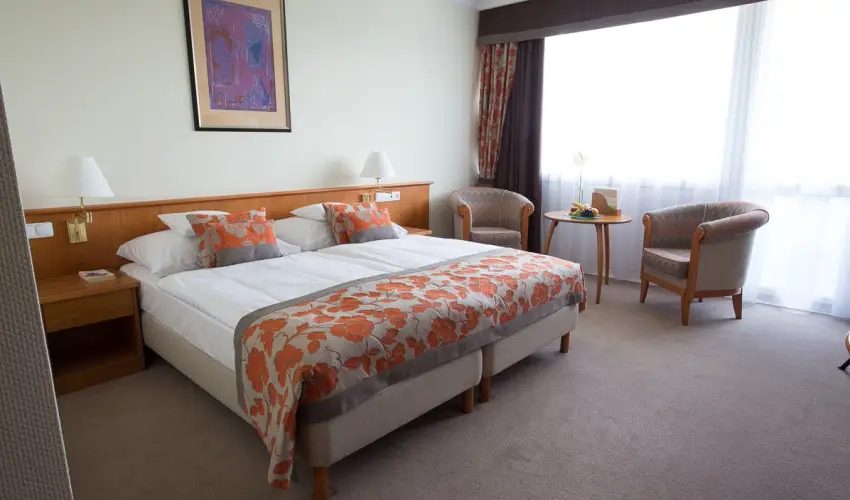 NaturMed Hotel Carbona H�v�z - M�rcius 15. 