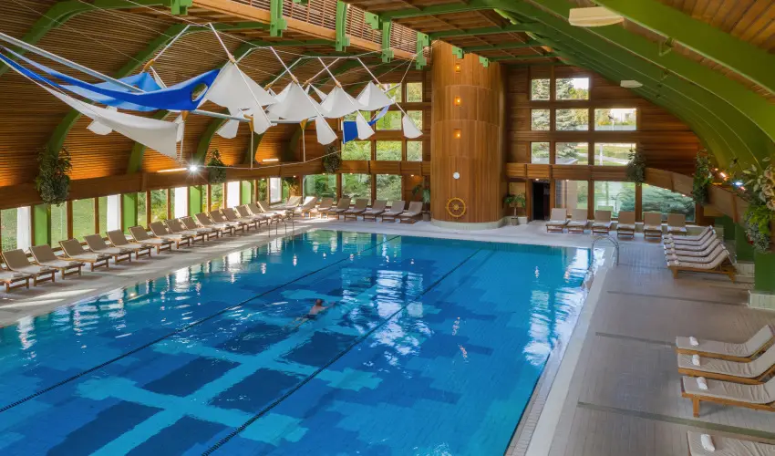 NaturMed Hotel Carbona H�v�z - M�rcius 15. 