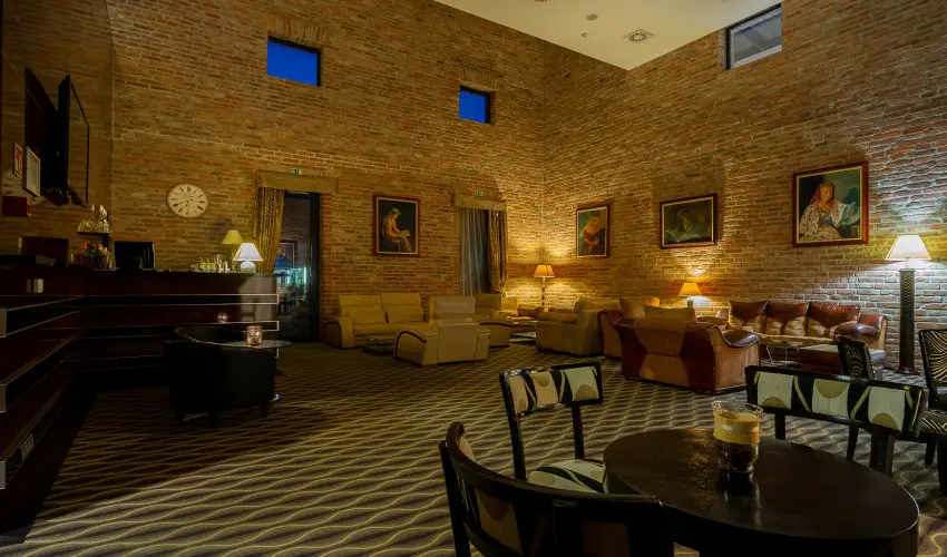 Hotel Castello & Thermal Spa Sikl�s - M�rcius 15.