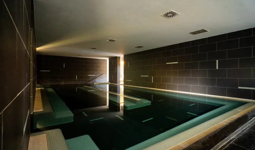 Hotel Castello & Thermal Spa Sikl�s - M�rcius 15.