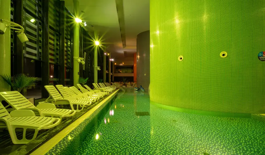 Hotel Castello & Thermal Spa Sikl�s - M�rcius 15.