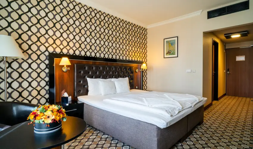 Hotel Castello & Thermal Spa Sikl�s - M�rcius 15.