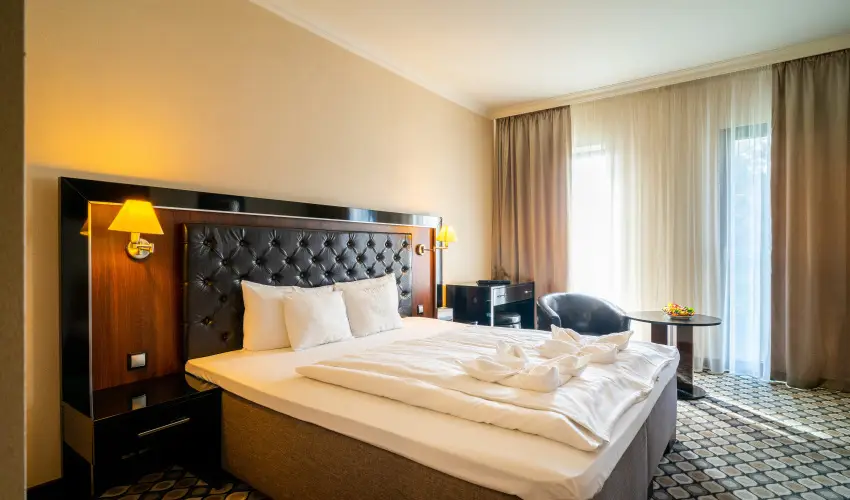 Hotel Castello & Thermal Spa Sikl�s - M�rcius 15.