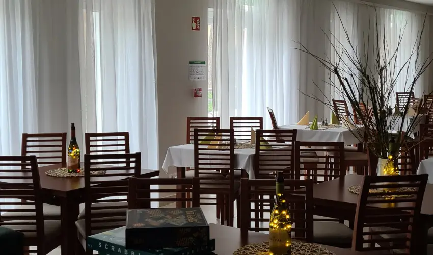 Hotel Csillag Tokaj Rakamaz - M�rcius 15. 