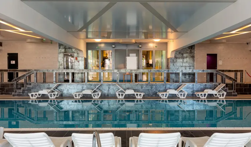 Hotel Eger & Park Eger - M�rcius 15. (min. 3 �j)