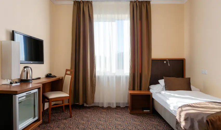 Hotel Eger & Park Eger - M�rcius 15. (min. 3 �j)