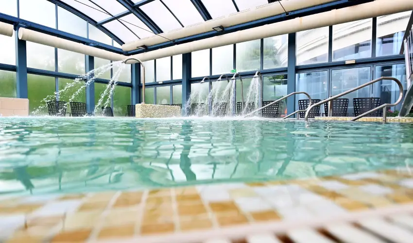 Hotel Eger & Park Eger - M�rcius 15. (min. 3 �j)