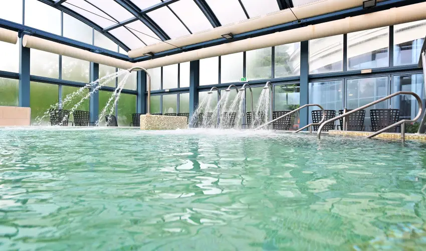 Hotel Eger & Park Eger - M�rcius 15. (min. 3 �j)