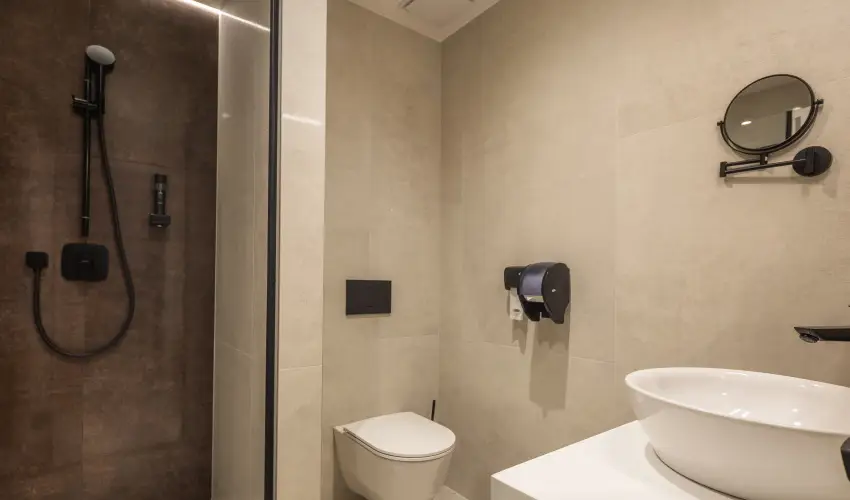 Hotel Energy & Business Center superior Paks - M�rcius 15.