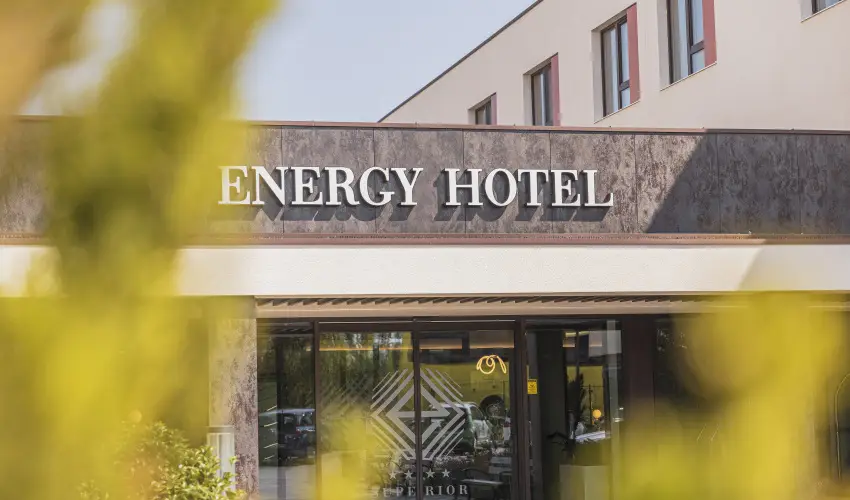 Hotel Energy & Business Center superior Paks - M�rcius 15.