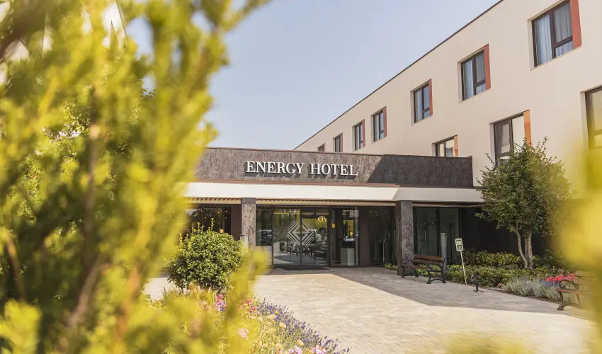 Hotel Energy & Business Center superior Paks - M�rcius 15.