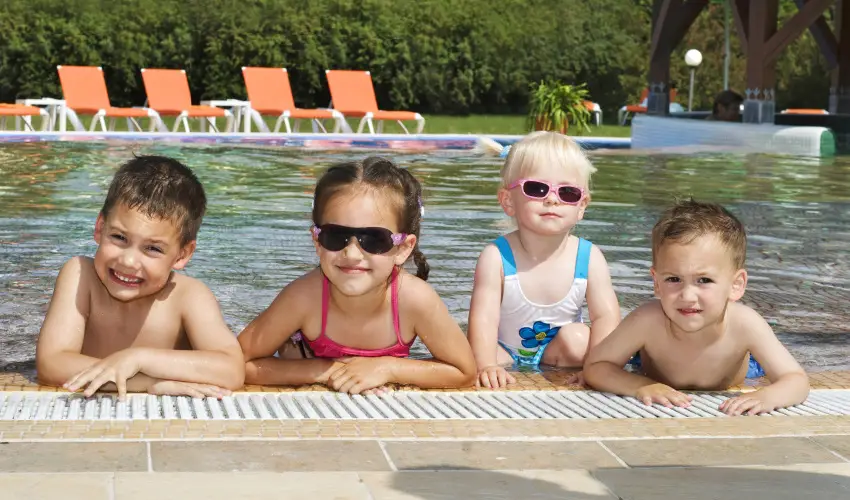 Hotel Eur�pa Fit H�v�z - M�rcius 15. (min. 3 �j)