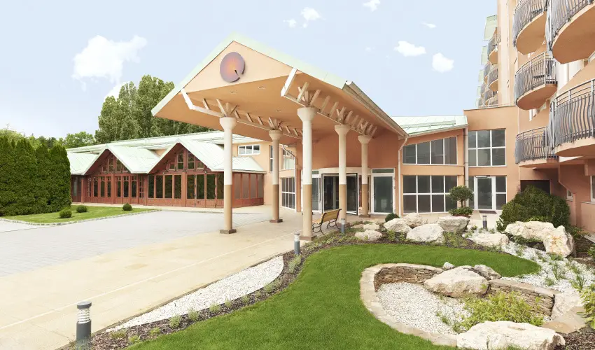 Hotel Eur�pa Fit H�v�z - M�rcius 15. (min. 3 �j)