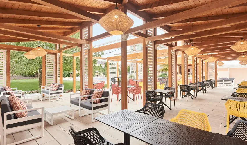 Hotel Eur�pa Fit H�v�z - M�rcius 15. (min. 3 �j)