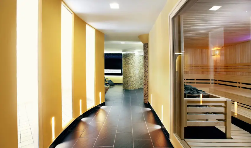 Hotel Eur�pa Fit H�v�z - M�rcius 15. (min. 3 �j)