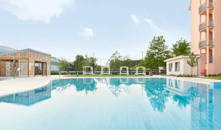 Hotel Eur�pa Fit H�v�z - M�rcius 15. (min. 3 �j)