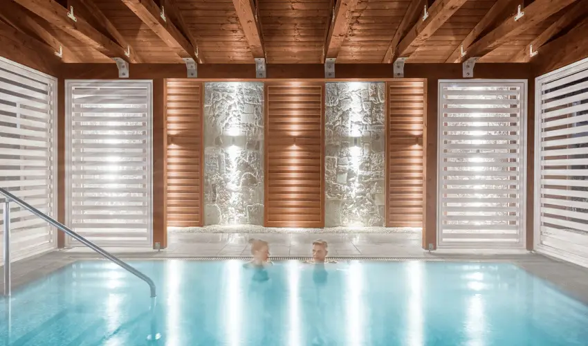 Hotel Eur�pa Fit H�v�z - M�rcius 15. (min. 3 �j)